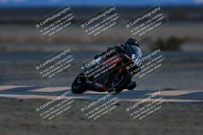 media/Jan-15-2022-CVMA (Sat) [[711e484971]]/Race 15 500 Supersport-350 Supersport/